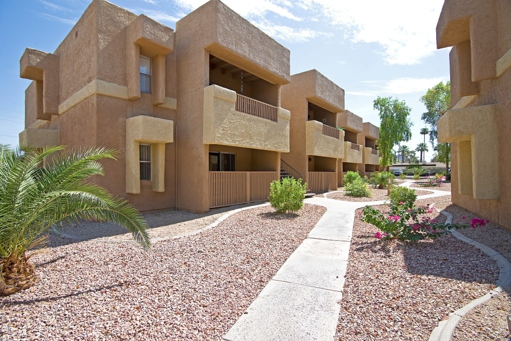 Photos & Tour Papago Crossing Apartments Phoenix, AZ